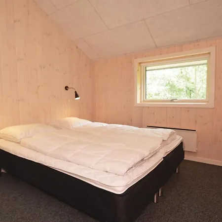 Three-bedroom Holiday In Σπίτι διακοπών *