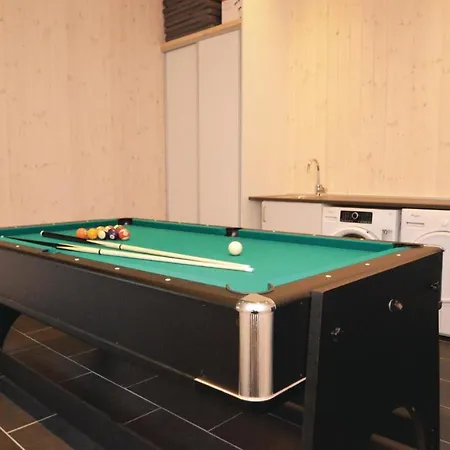 בית נופש Three-bedroom Holiday In